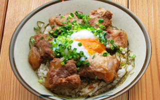 豚玉丼